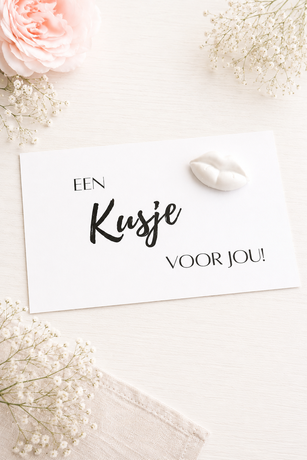 KAART " EEN KUSJE VOOR JOU!".